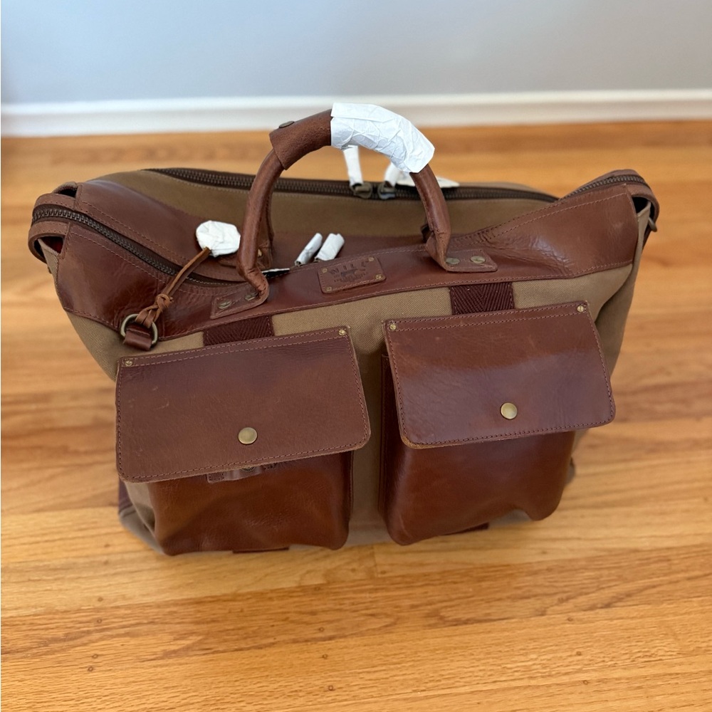 Will Leather Goods Brown and Tan Duffel Bag with Durable Design